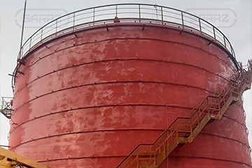 Erection of the bitumen vertical tank in Cherepovets