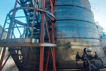 Vertical tank for bitumen erection in Shatki